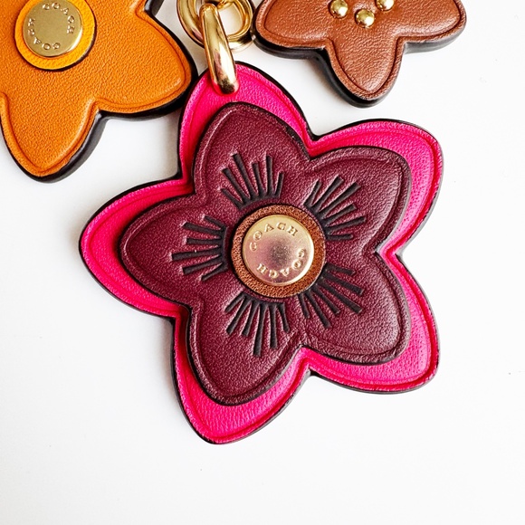 Coach Wildflower Mix Bag Charm Key Ring Multicolor NWT NOS - Picture 7 of 10